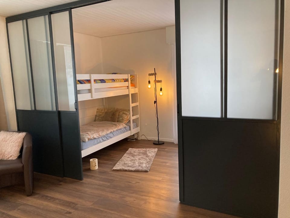 bunk bed