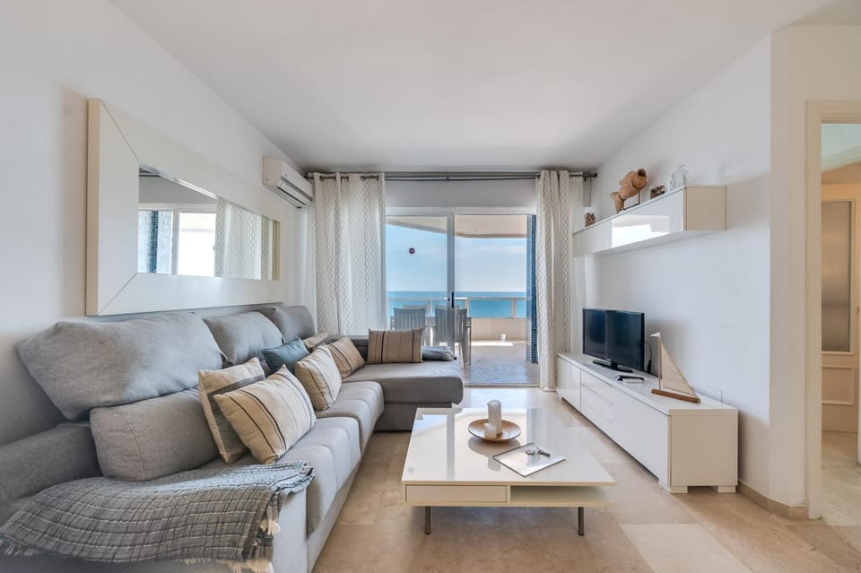 Lounge or bar
