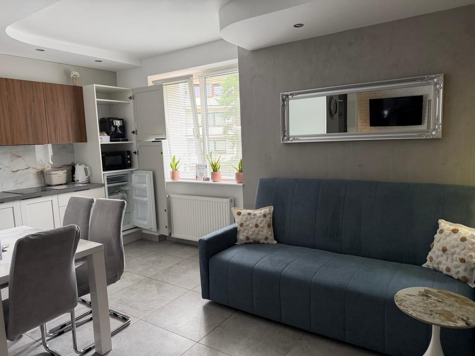 Willa Na Rogu Apartament dwupokojowy, 40m2 150m od morza Apartment in Miedzyzdroje
