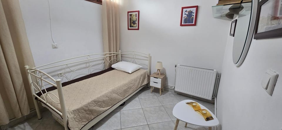 Eleni's Place Apartment in Naxos