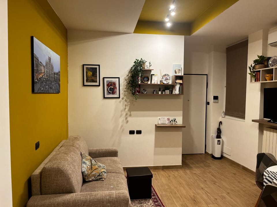 Nel quartiere Bayres Suite completamente rinnovata Apartment in Milan