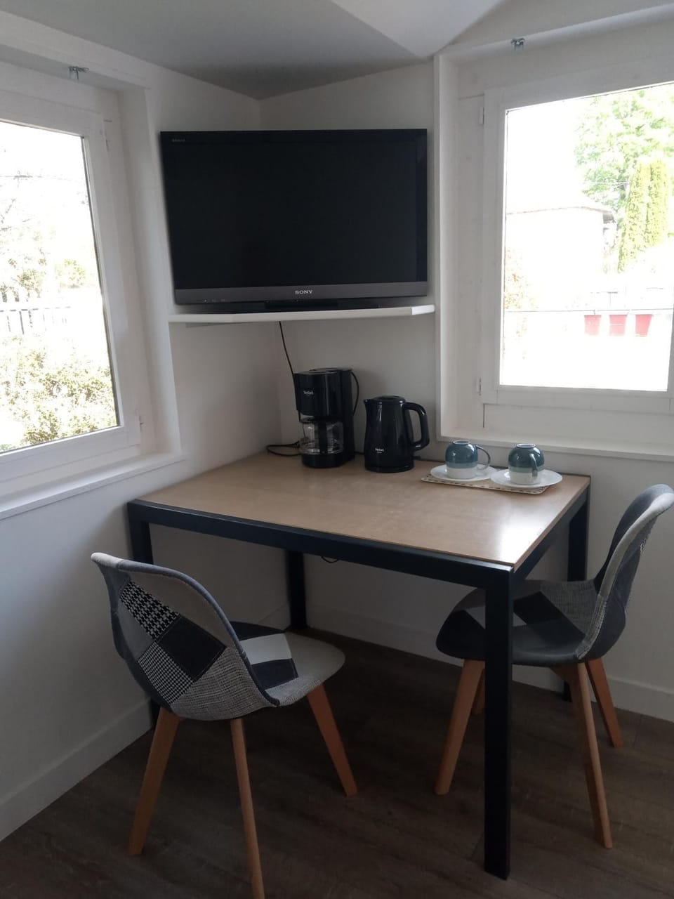 TV and multimedia, Dining area