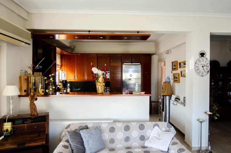 AIGIO PARK APARTMENT Apartment in Peloponnese, Western Greece and the Ionian