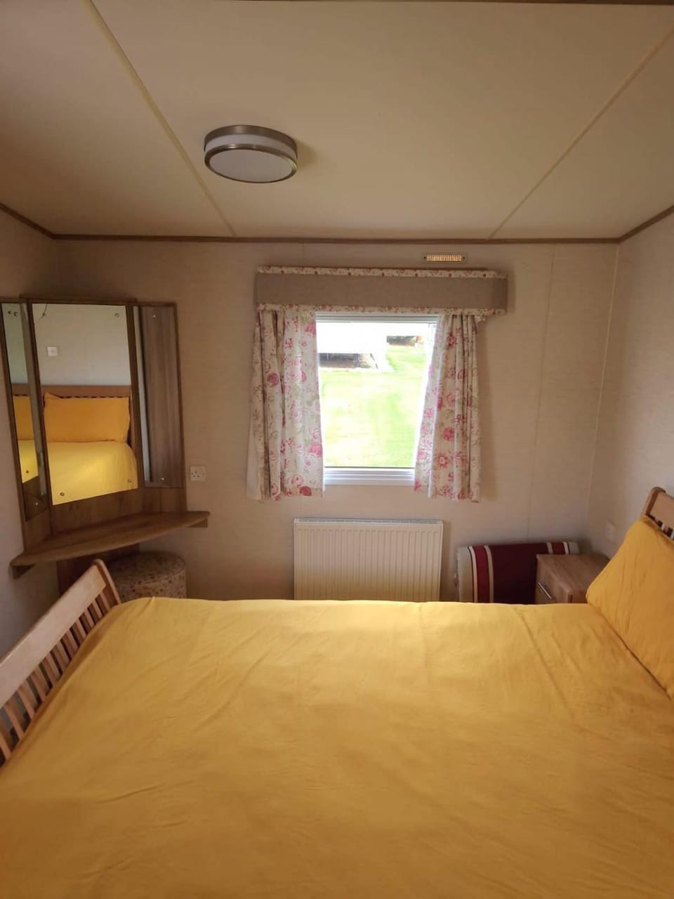 The Pearl - Deluxe Access Caravan Campground/ 
RV Resort in Skegness