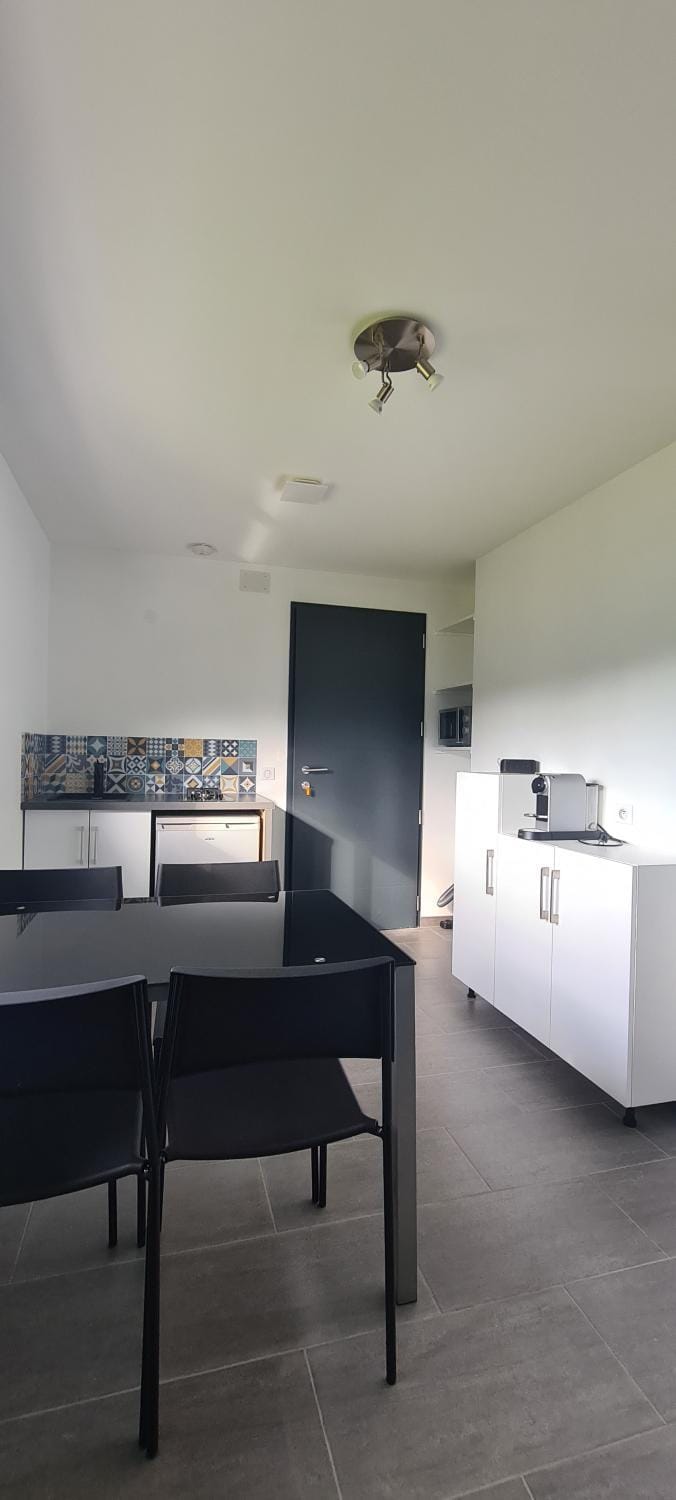 Guest house, très calme, piscine Apartment in Bourgogne-Franche-Comté