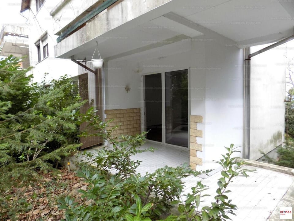 Property building, Garden, Balcony/Terrace, Balcony/Terrace