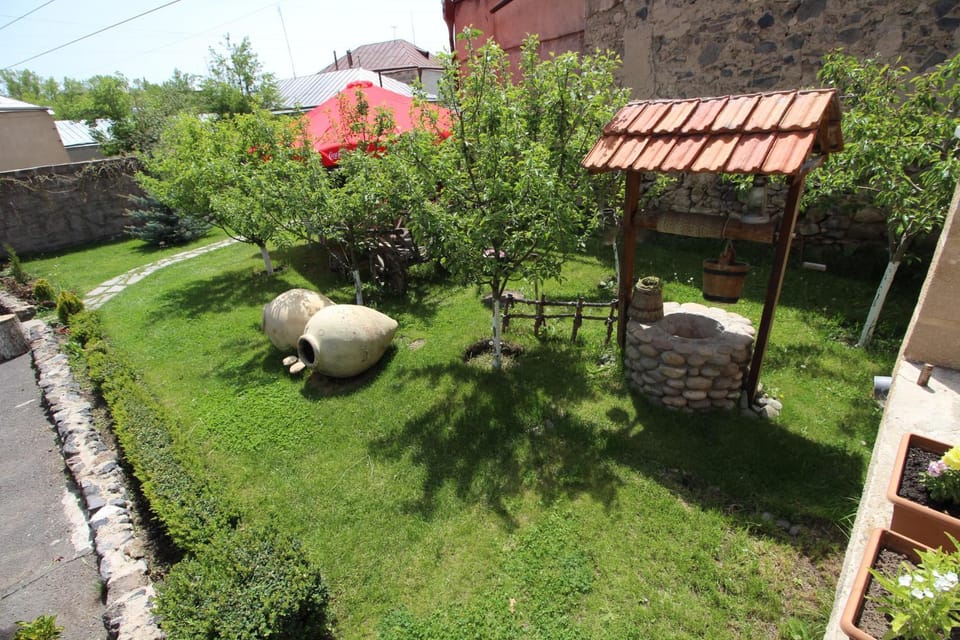Garden, Garden view