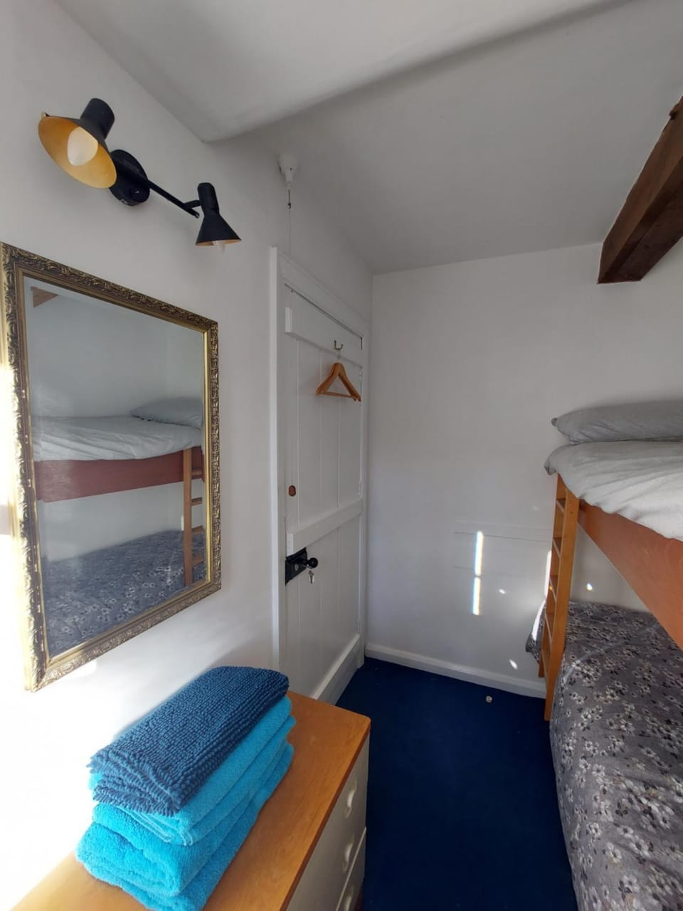 Photo of the whole room, Bedroom, bunk bed