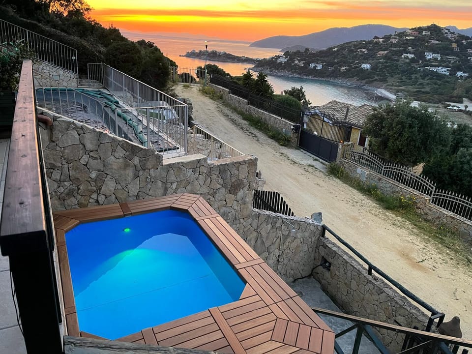 Pool view, Swimming pool