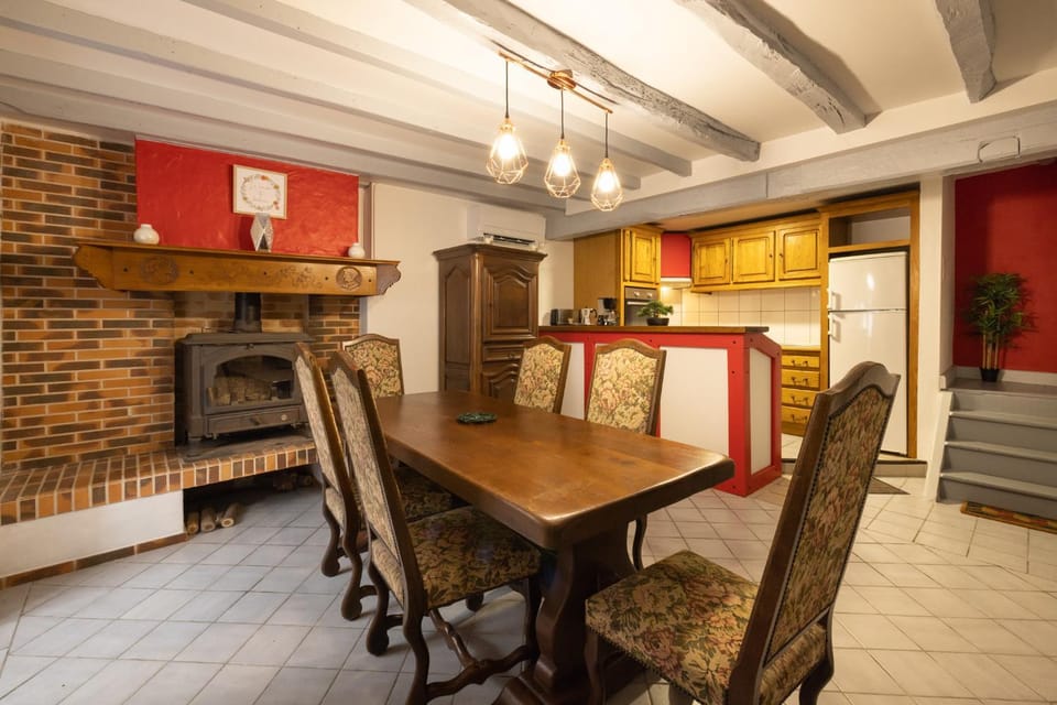 Maison a la Frontière Espagnole House in French Basque Country