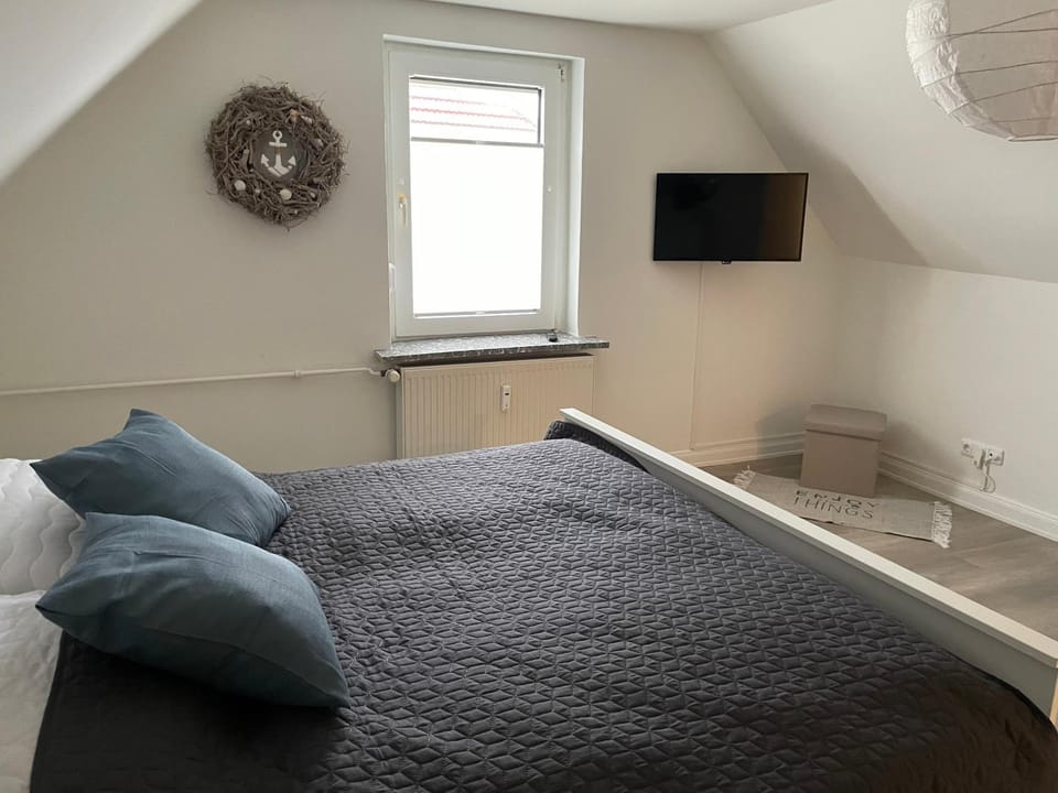 TV and multimedia, Bedroom