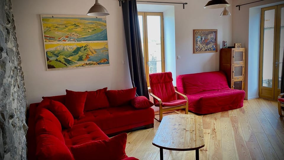 Gîte de l'école House in Auvergne-Rhône-Alpes