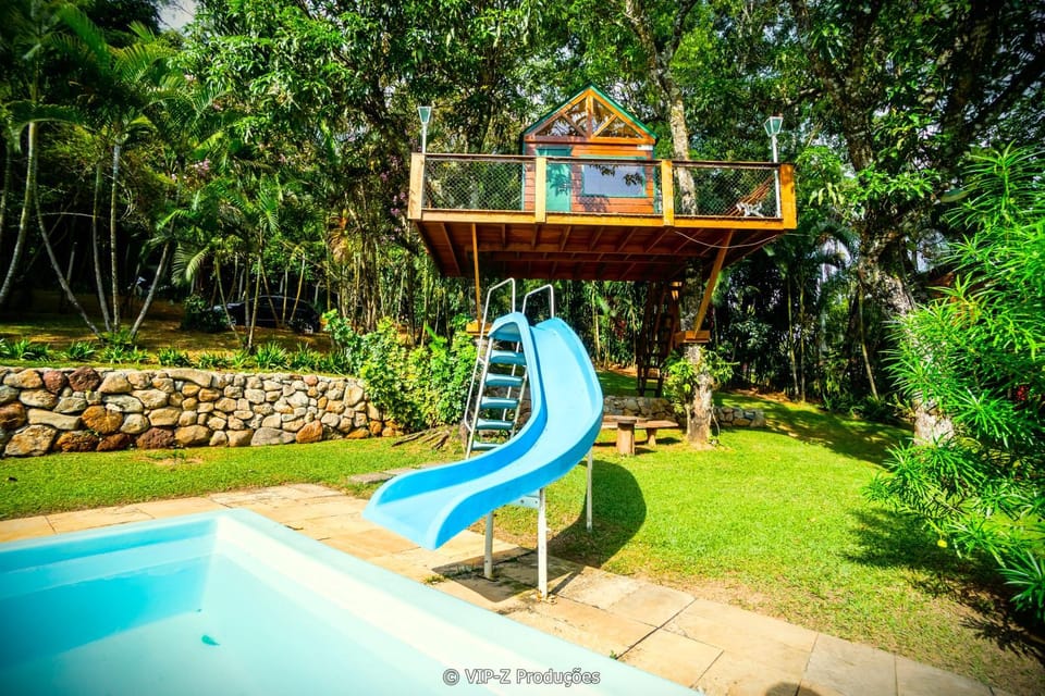 Spring, Day, Natural landscape, Garden, Garden view, Pool view, Swimming pool, sunbed