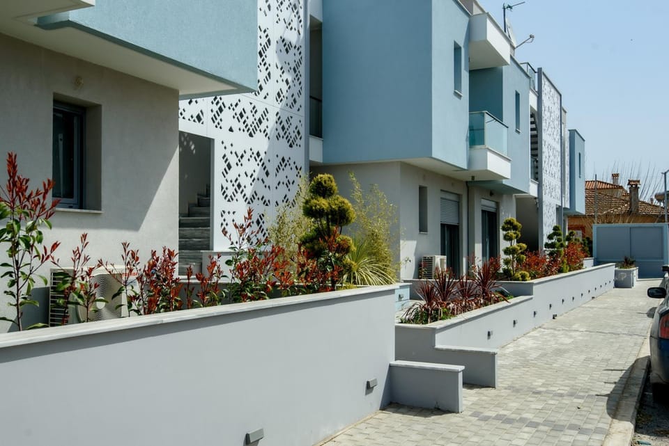 Property building, Facade/entrance