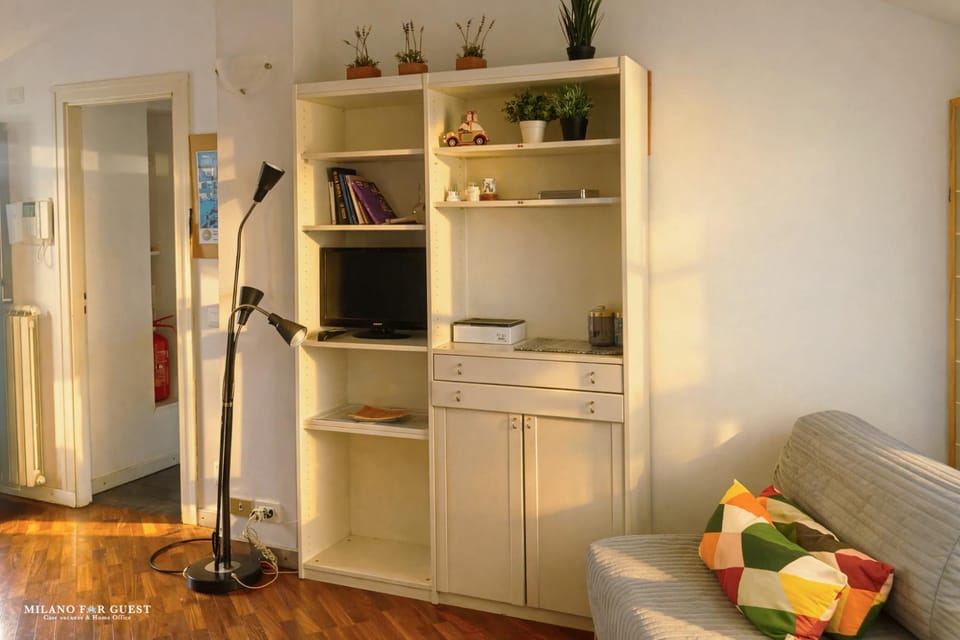 TV and multimedia, wardrobe