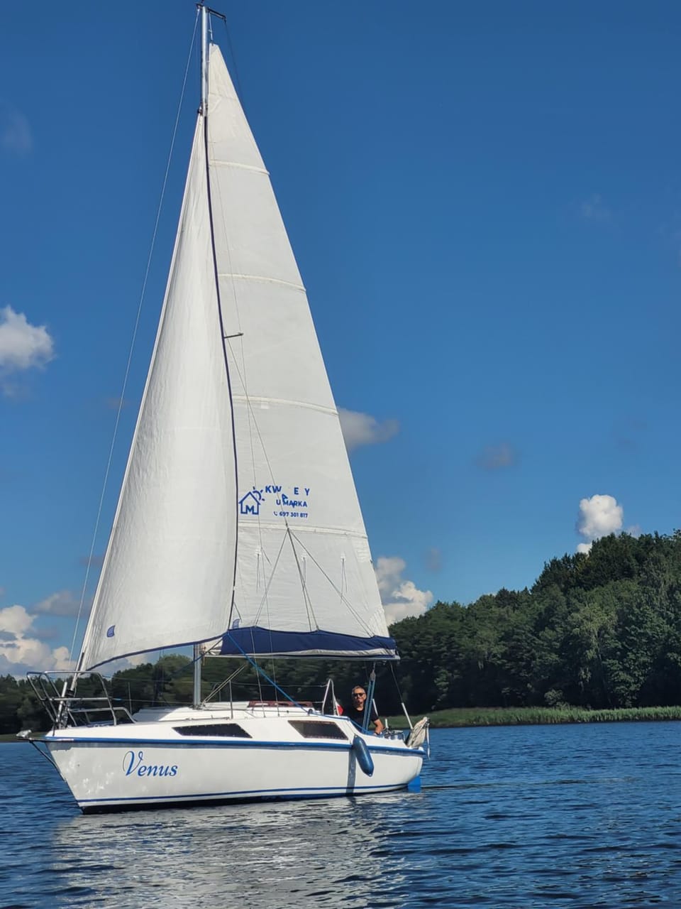 Off site, Day, People, Neighbourhood, Natural landscape, Activities, View (from property/room), Beach, Beach, Lake view