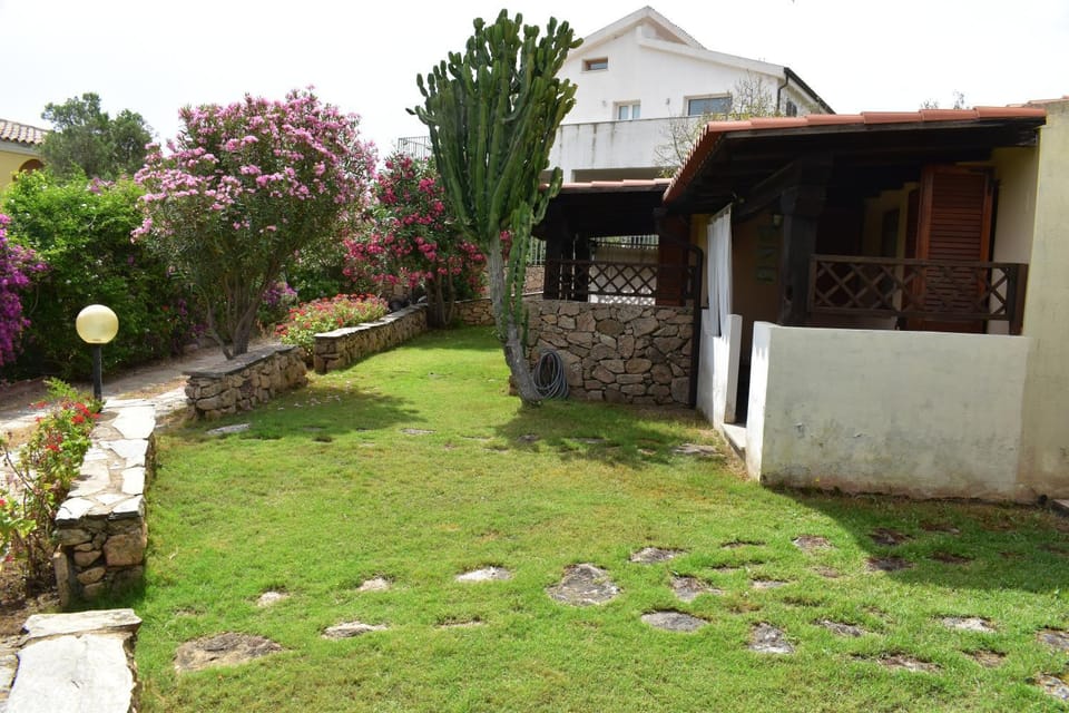 Property building, Garden, Garden