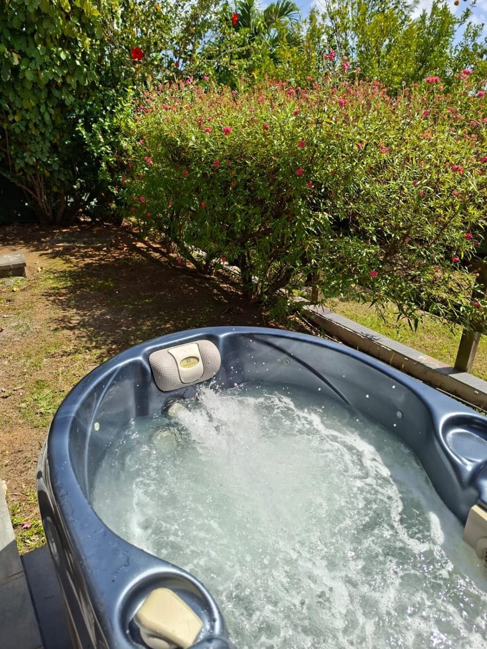 5 min plage T2 avec Jacuzzi pour Retraités ou Jeune couple Apartment in Sainte-Luce