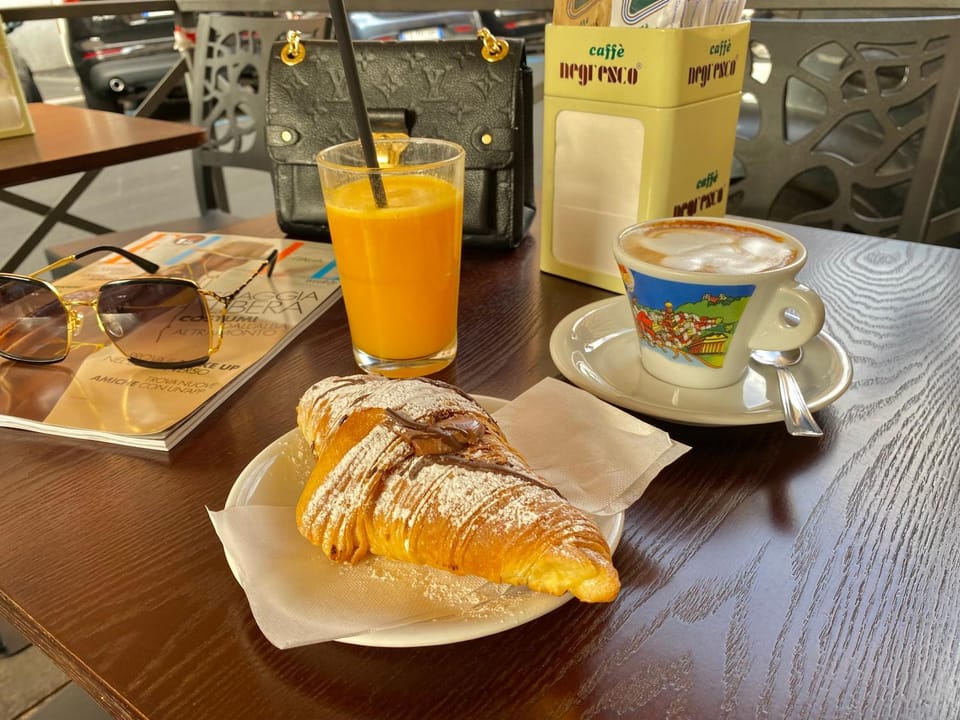 Food and drinks, Food, Breakfast, Italian breakfast, Drinks