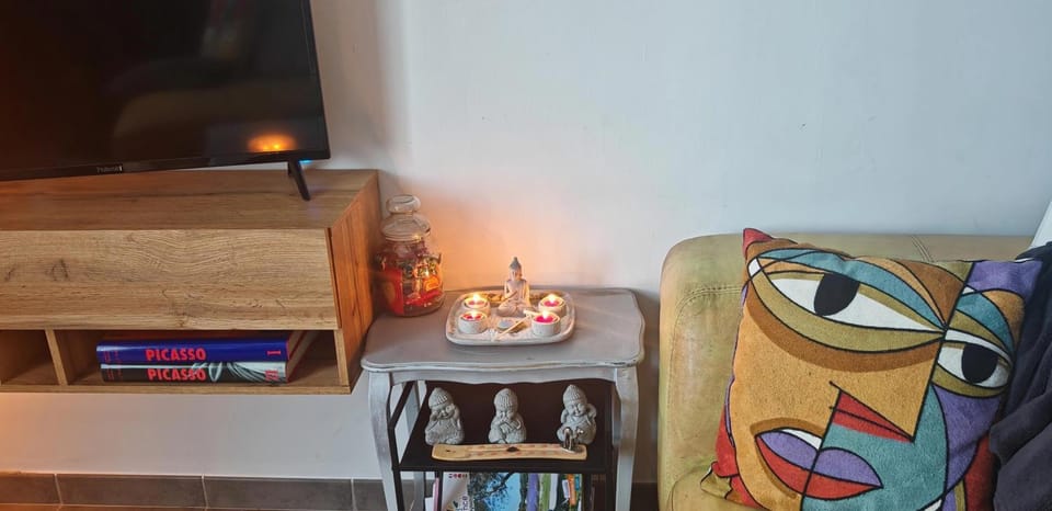 L'Empire D'Essences Appartement Apartment in Valréas