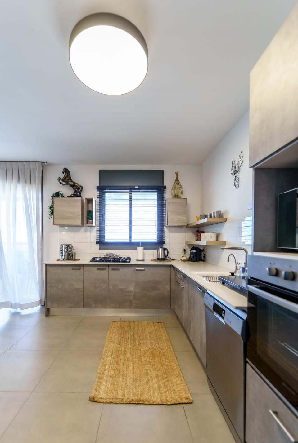 Kitchen or kitchenette, dishwasher, minibar, oven, pet friendly, stove