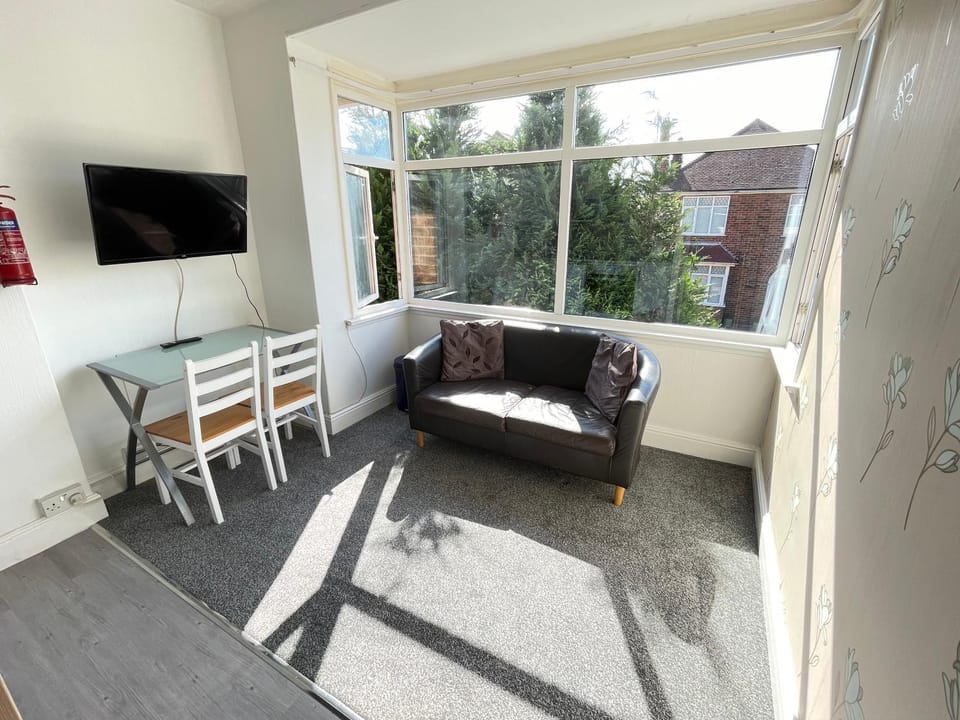 1 Bedroom Holiday Apartment Skegness - Flat 14 Apartment in Skegness