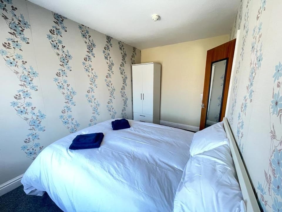 1 Bedroom Holiday Apartment Skegness - Flat 14 Apartment in Skegness