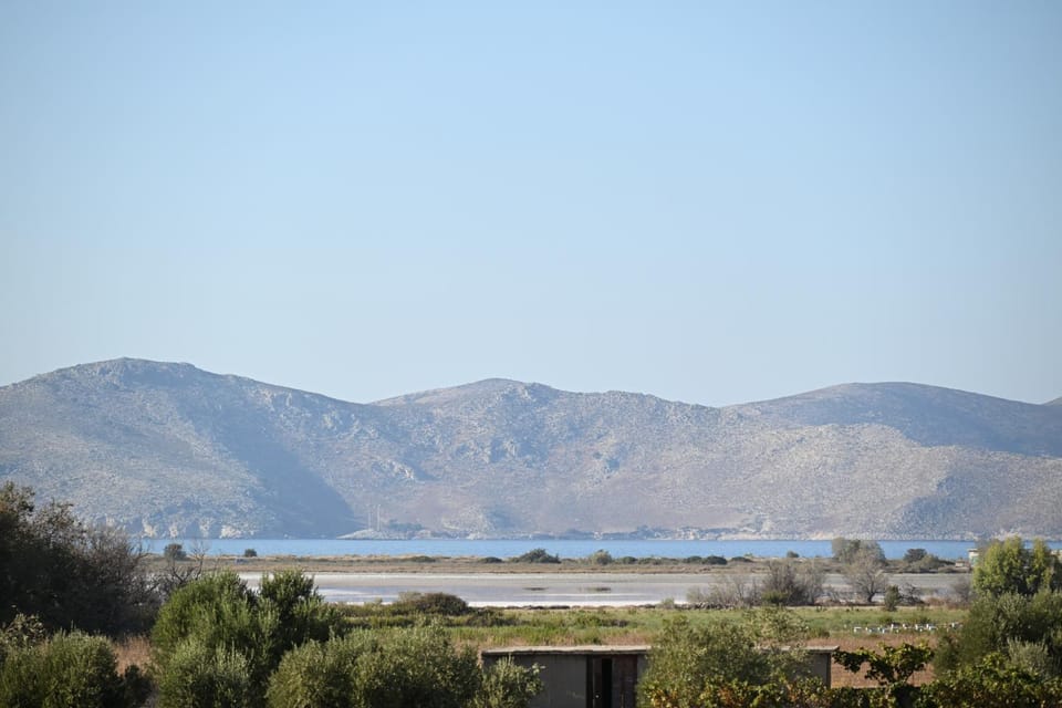 Day, Natural landscape, Lake view, Mountain view, Sea view