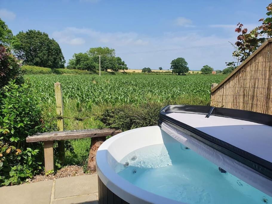 Bonneys Barn Retreat - Luxury homely getaway Apartment in South Norfolk District
