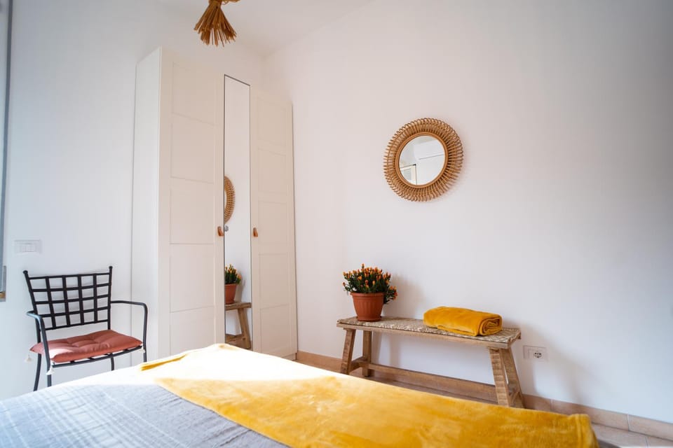 Bedroom, wardrobe
