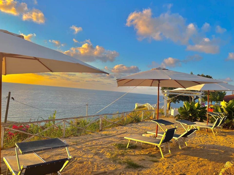Solarium, Sea view