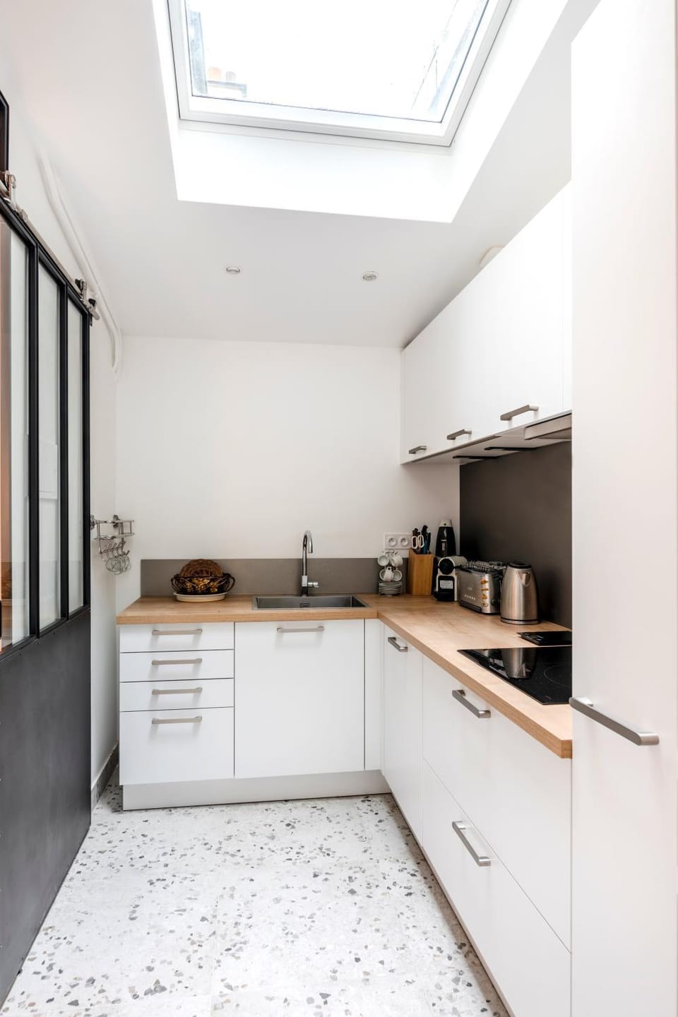 Kitchen or kitchenette, minibar, pet friendly, stove