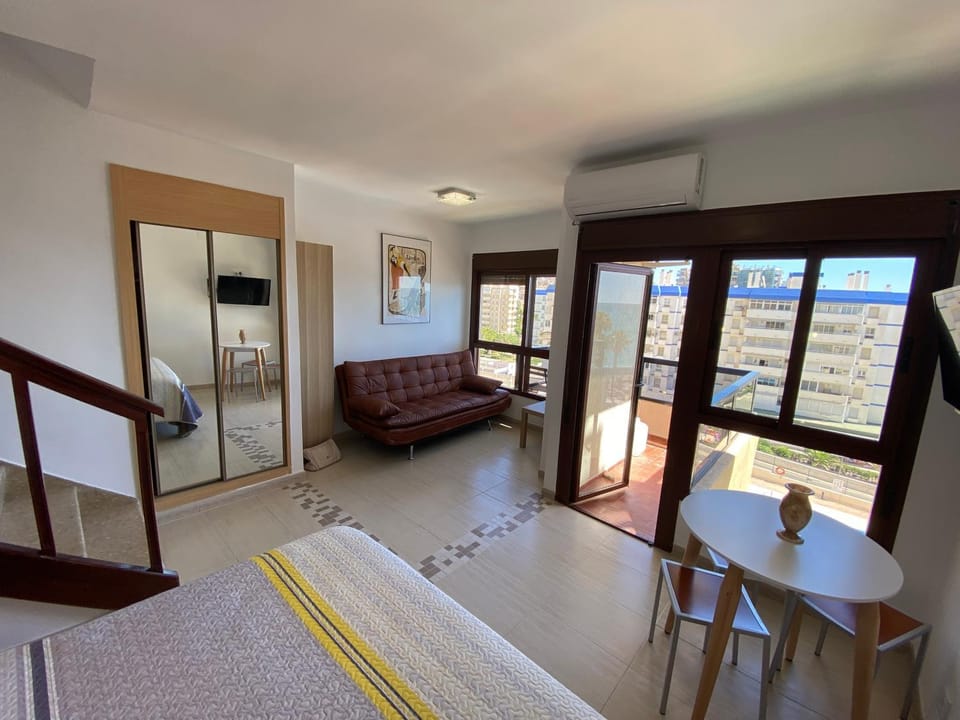 View (from property/room), Balcony/Terrace, Seating area