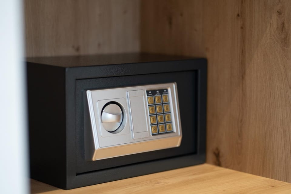 Logo/Certificate/Sign