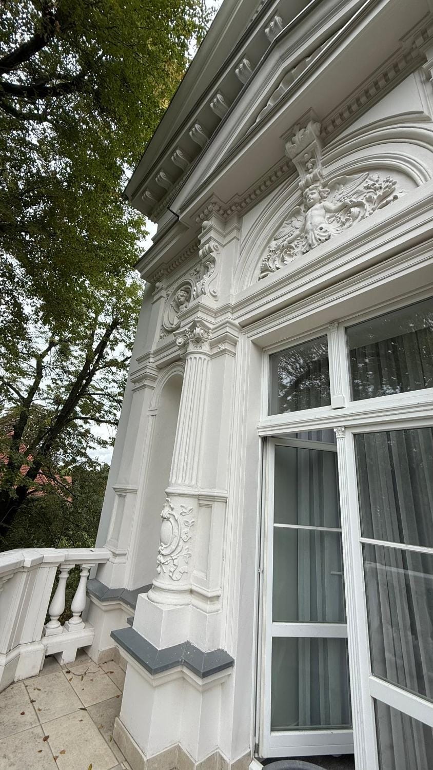 Property building, Balcony/Terrace