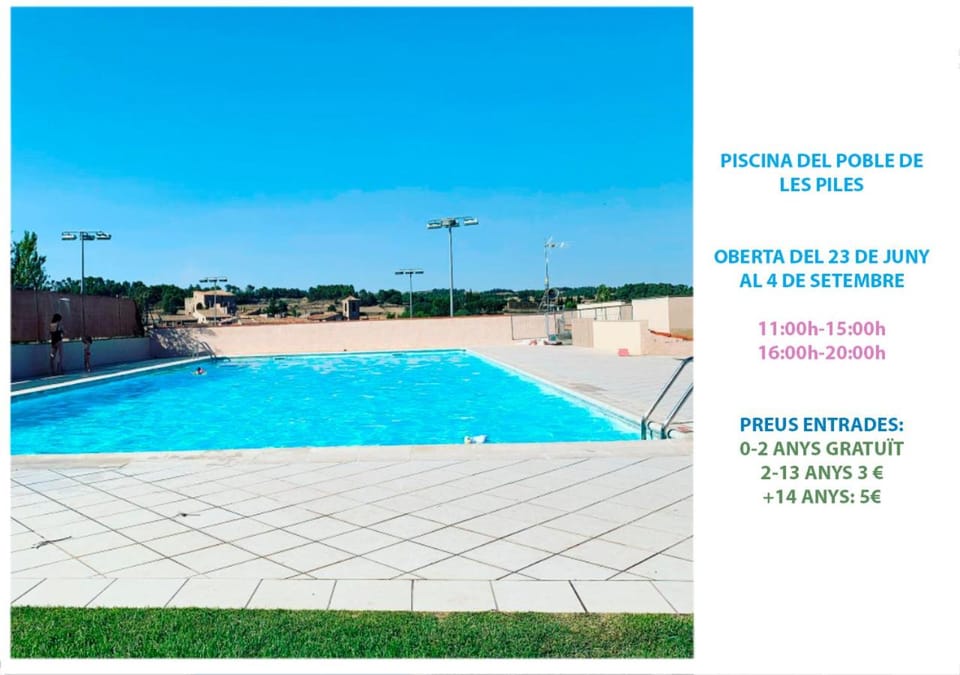 Activities, Swimming pool, Swimming pool