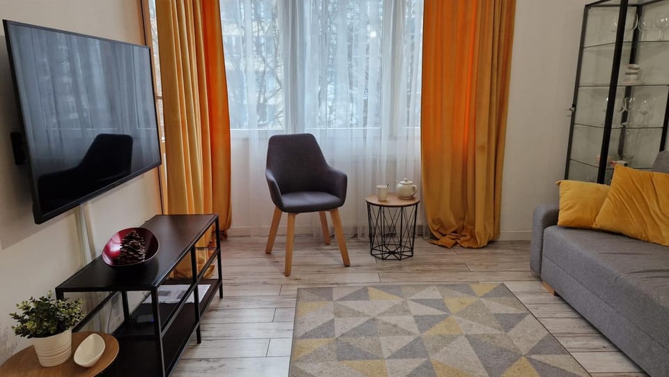 TV and multimedia, Photo of the whole room, Seating area