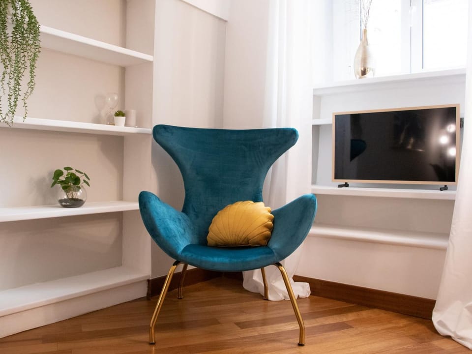 TV and multimedia, Living room, Seating area
