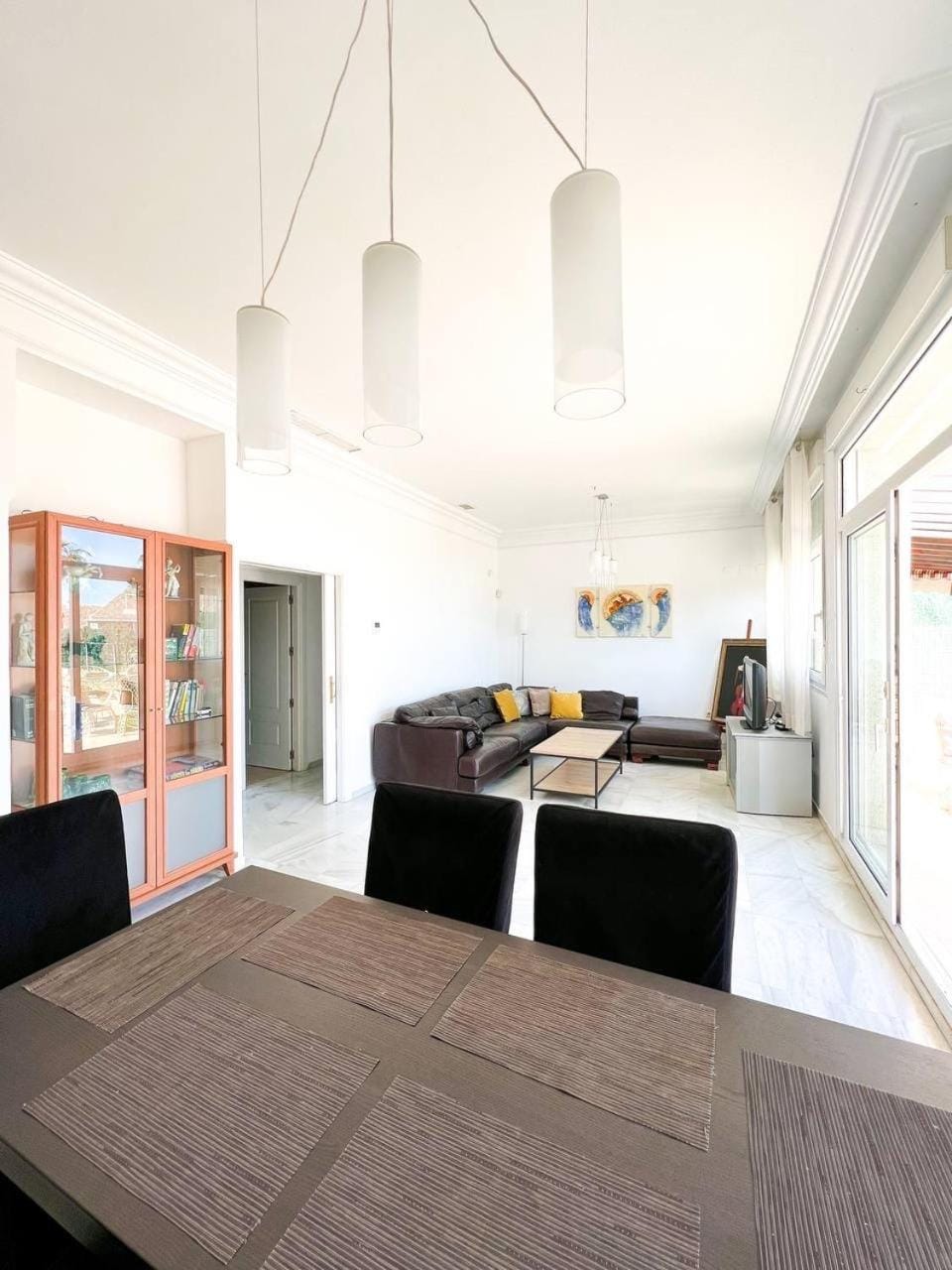 Living room, Seating area, Dining area