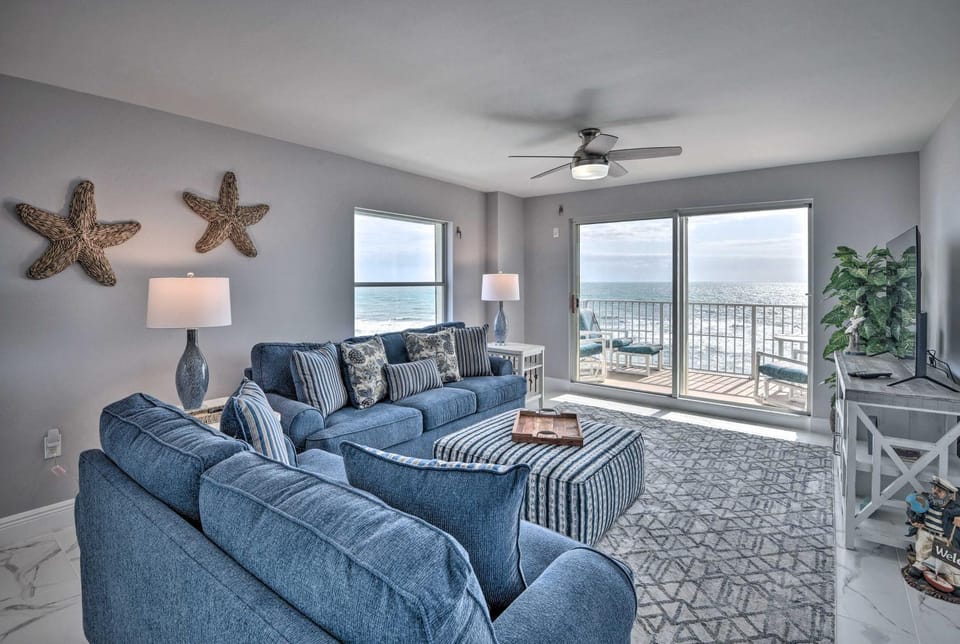 Oceanfront Ormond Beach Condo - Steps to Shore! House in Ormond By The Sea