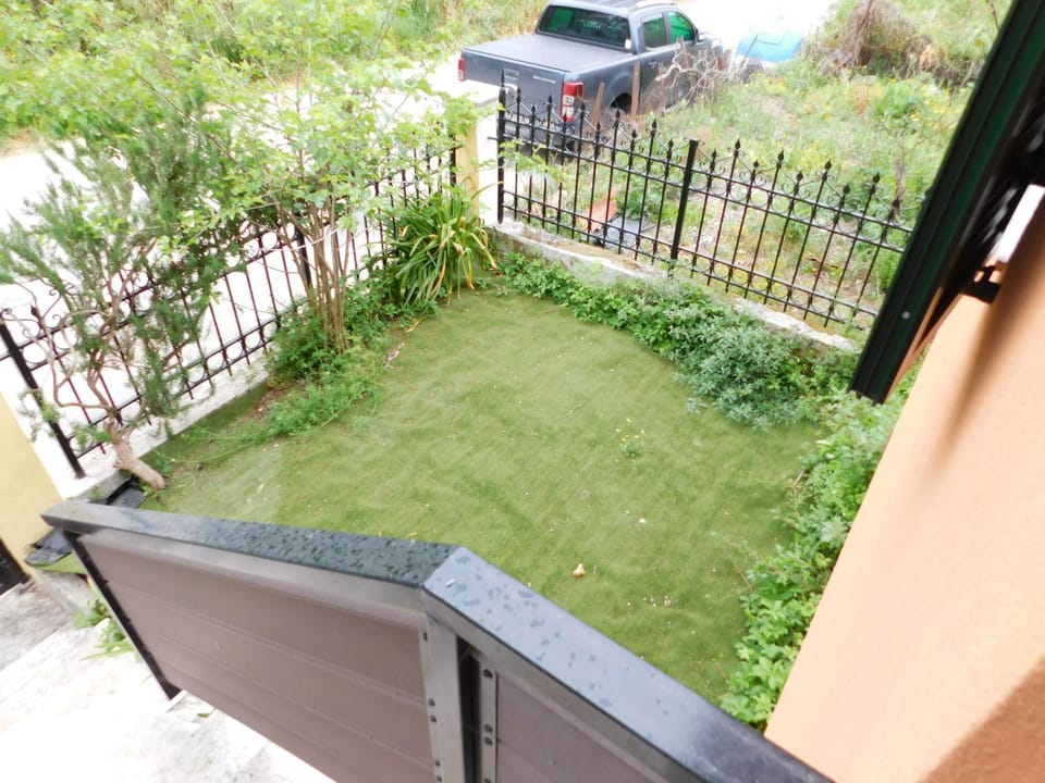 Patio, Spring, Day, Garden view
