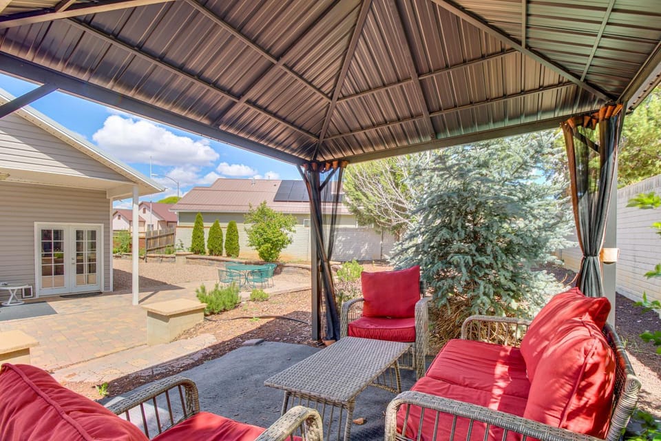 Private Patio + Gazebo: Show Low Hideaway! House in Show Low