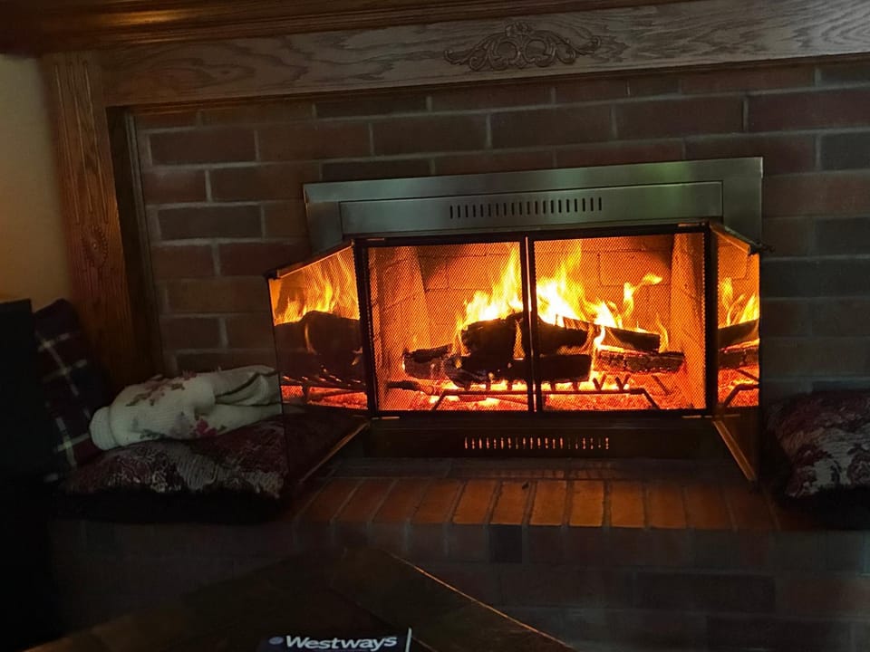 Tropical Tommy Bahama family retreat House in Riverside