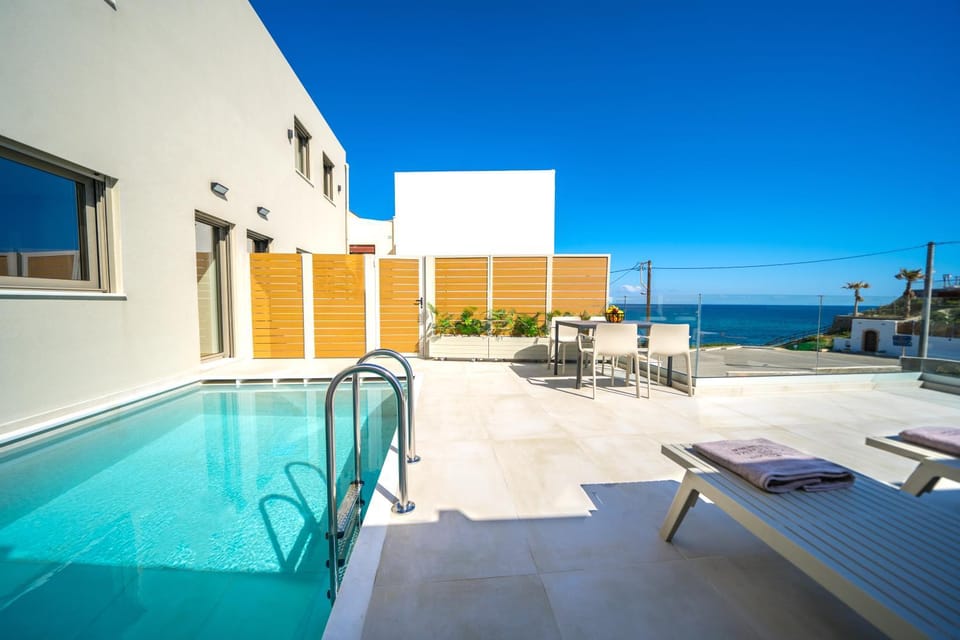 View (from property/room), Pool view, Swimming pool