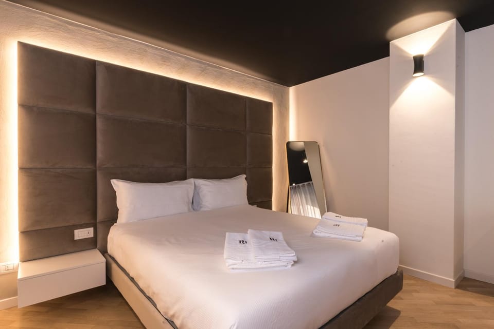 Brera Premium Apartment near Duomo Wifi Apartment in Milan