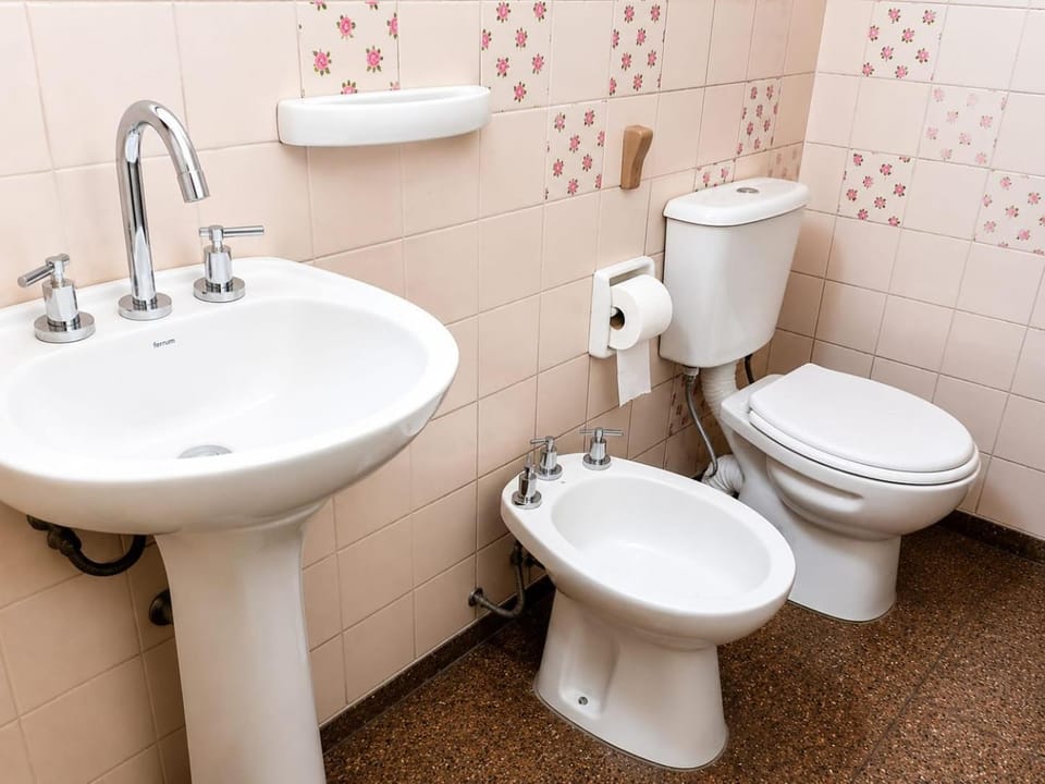 Bathroom, bidet