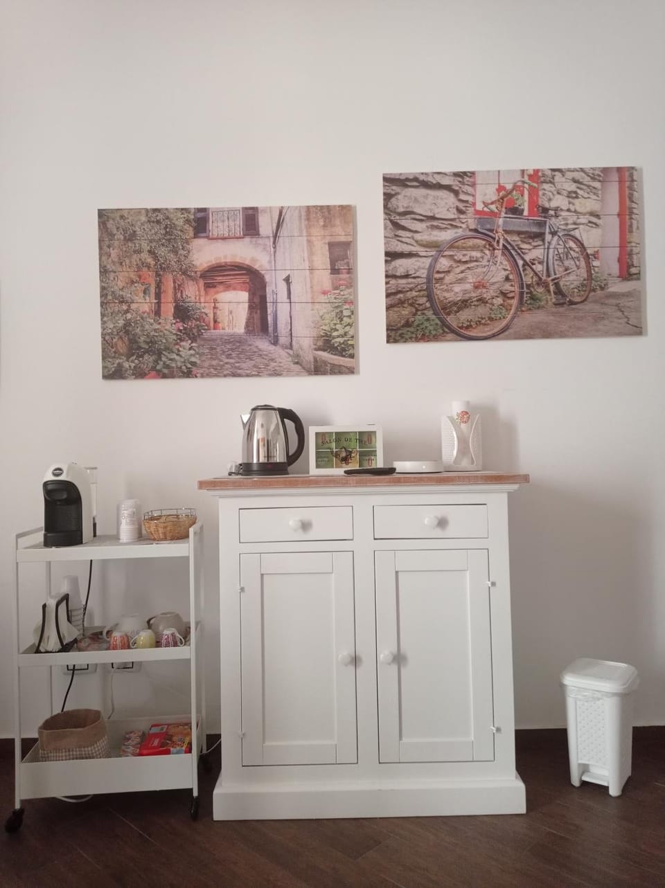 Coffee/tea facilities