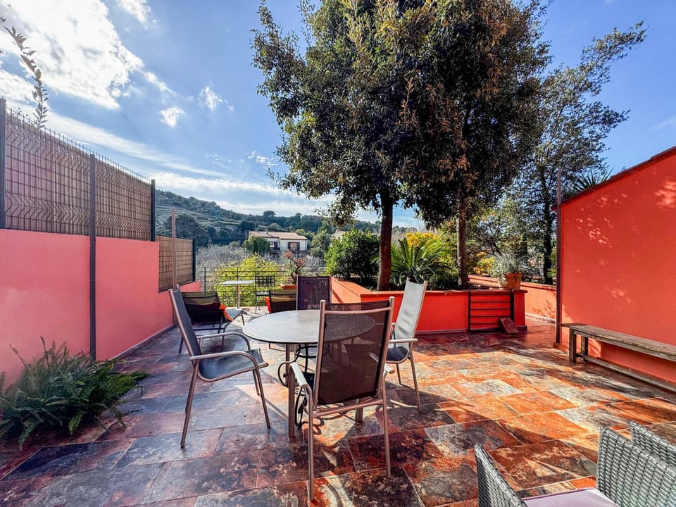 View (from property/room), Balcony/Terrace
