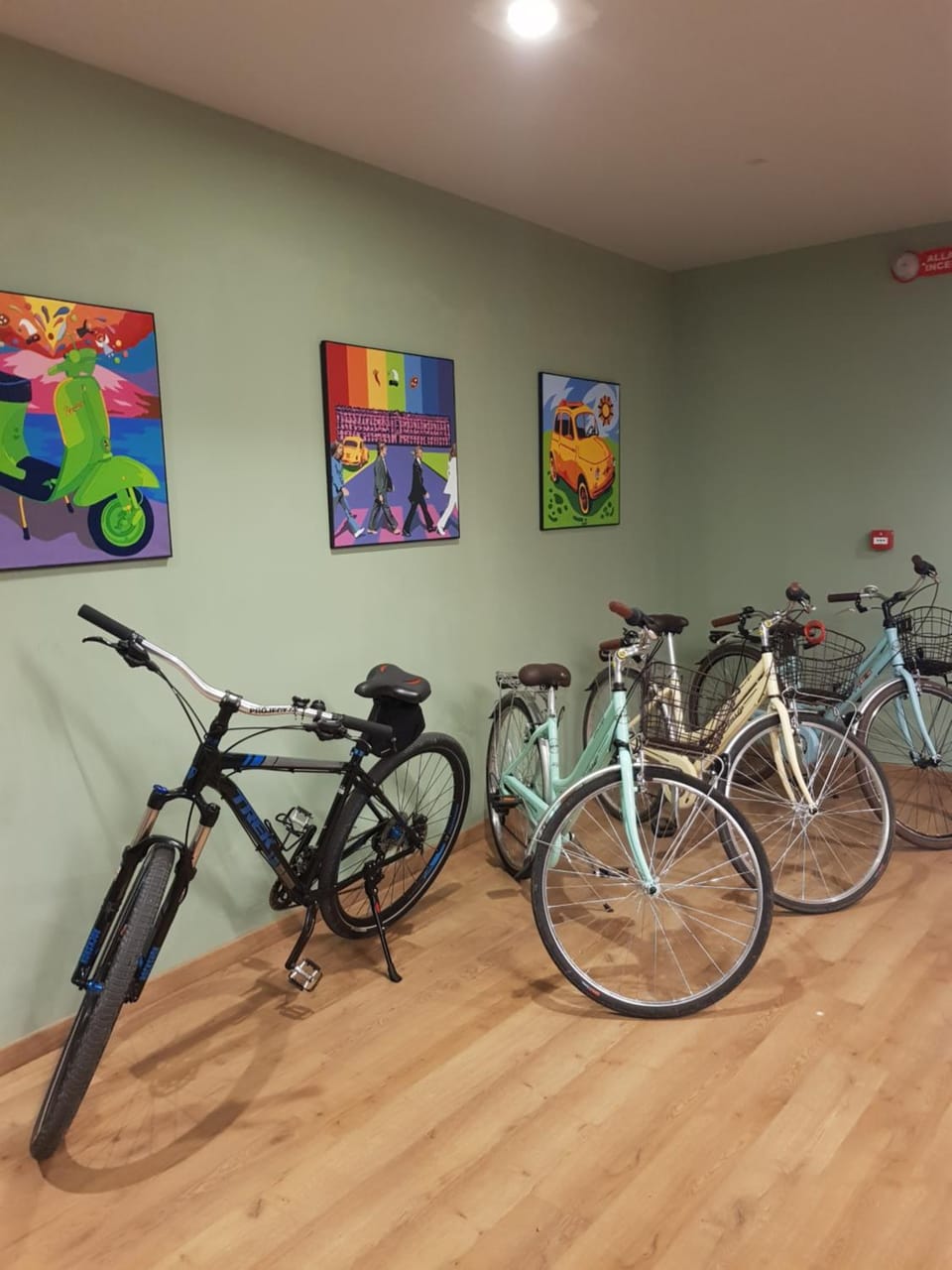 Lobby or reception, Cycling