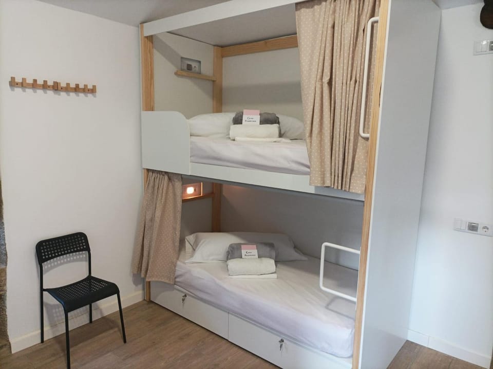 bunk bed